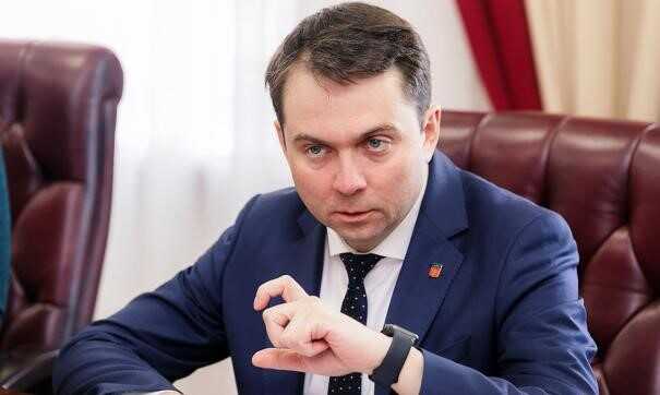 Российский губернатор высказался о поведении сотрудницы норвежского консульства