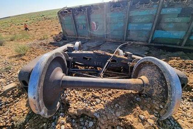 Уголовное дело возбудили после схода 12 вагонов грузового поезда в Дагестане