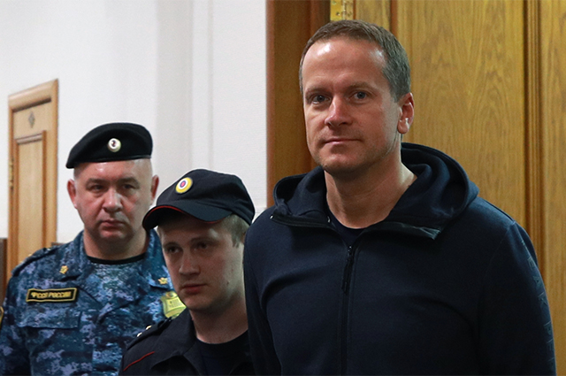 Защита бывшего замглавы МЧС России заявила о неконкретности обвинения