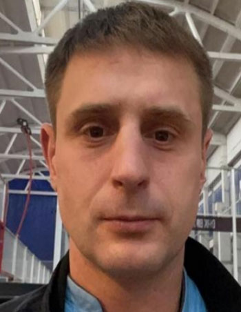 Соколов Игорь Вячеславович — нанял ЧОПы, которыми «случайно» владеет его однофамилица