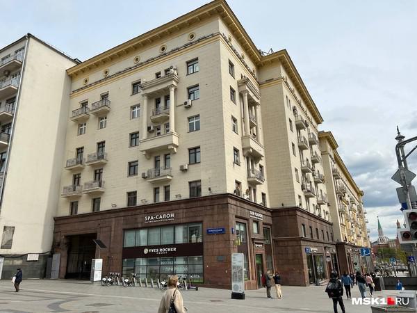 Кто держит Тверскую.