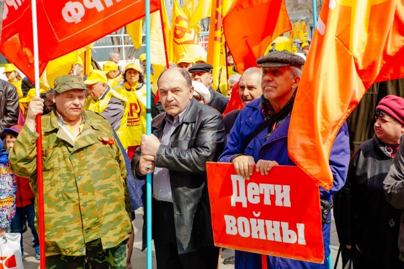 &laquo;Парфенчиков заморил&raquo;: коммунисты и эсеры дают губернатору Республики Карелия &laquo;на выход&raquo;