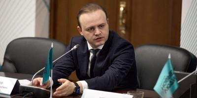 Как основоположник Faberlic Алексей Нечаев и братья Ковальчуки провели в Государственную Думу "Новых людей"