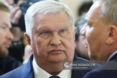 Налогоплательщик, похожий на Игоря Сечина.