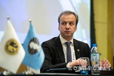 Как президент ФИДЕ Аркадий Дворкович и его ставленник во главе ФШР Глуховский "пилят" бюджетные и спонсорские миллионы