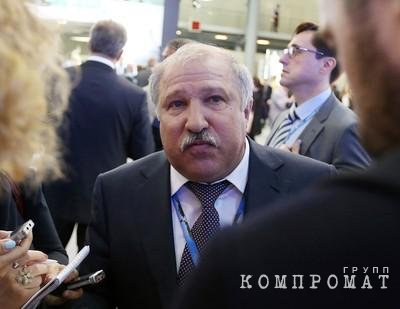 Человек Сечина, экс-президент "Роснефти" формально владеет "яхтой Путина" "Шахерезада" за $700 млн и лодкой Керимова Amadea за $300 млн