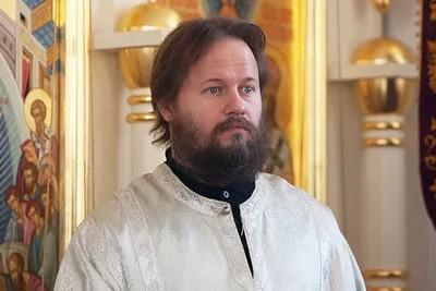 Во имя ФСБ, СВР и ГРУ.