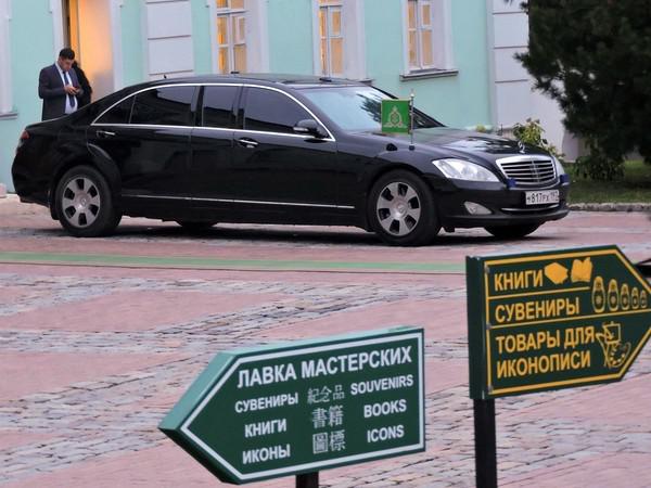 Патриарха Кирилла прикроет новый броневик.