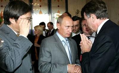 Как политологи отрабатывают кремлевскую повестку.
