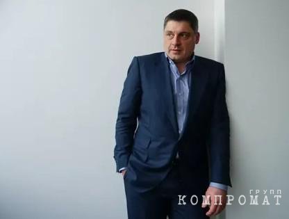 Схему хищений в банке "Рост" через бывших топ-менеджеров выводят на бывшего собственника и его дядю — Михаила Гуцериева