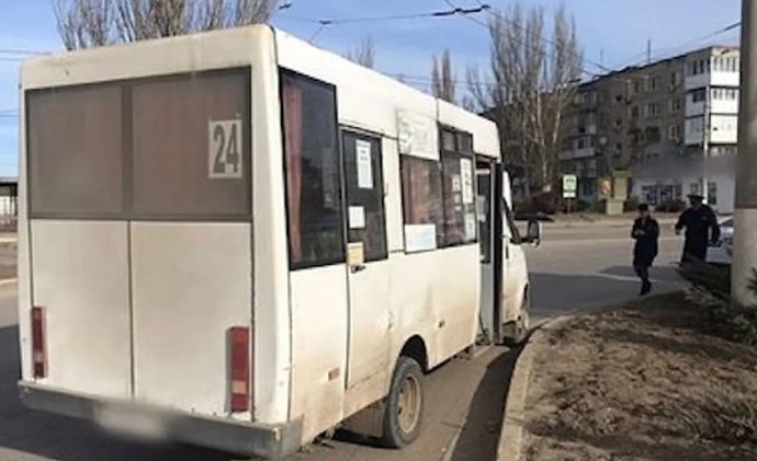 12-летний ребенок выпал из передвигающегося автобуса в Республике Крым