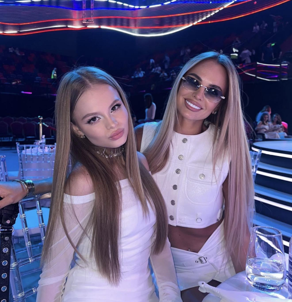 16-летняя Милана Стар&nbsp;&mdash; об усталости от популярности, оскорблениях, контроле мамы и домашнем обучении