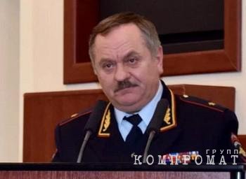 Экс-глава УМВД по Курской области попался на взятках за "крышу" для бизнесмена и "отмаз" сотрудницы от наказания