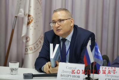 Кто держит Тверскую