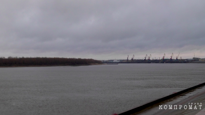 Токсичное наследие ТНК-ВР всплыло на берегах Оби у Нижневартовска. Депнедра ХМАО забыли о рекультивации на 6 лет