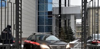 Театральным клонам закрыли сезон
