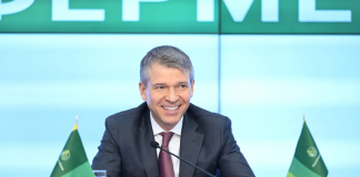 Липкие руки главы РСХБ Бориса Листова