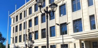 В Петербурге остро не хватает объектов социальной инфраструктуры