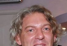 Александр Олейников
