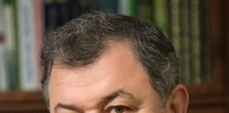 Анатолий Артамонов