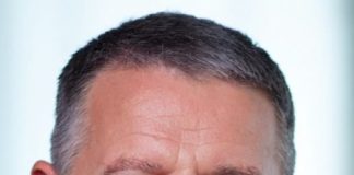 Андрей Комаров