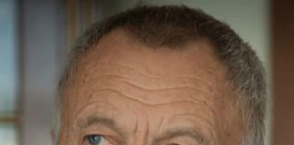 Андрей Смирнов