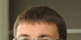 Дмитрий Гусев