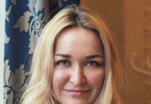 Елена Синельникова