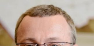 Юрий Петухов