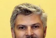 Николай Саркисов