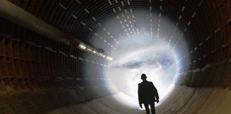 Строители бункеров высвобождают камеры