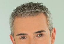 Владислав Завьялов