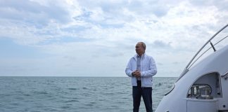 Перед войной «яхту Путина» эвакуировали из Гамбурга. Теперь известно, кому она может принадлежать