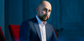 Биржин «прыгнул» в «Самолёт»: москвичи посодействуют с отъездом?