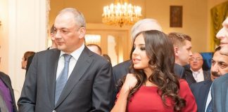 Бежавший в Азербайджан хозяин московской гостиницы «Юность» похитил у театра «Ленком» ее акции на 170 млн руб