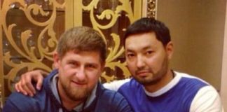 Дары Кенеса Ракишева Рамзану Кадырову.