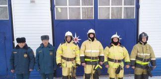 Из горящего дома в Колпашево пожарные спасли мужчину
