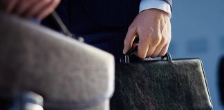 Красноярские власти увеличивают число чиновников. В крае появятся «замполиты»