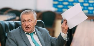 ЛДПР отрицает информацию о смерти Жириновского