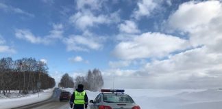 На дорогах Томской области из-за ухудшения погоды дежурят дополнительные экипажи ГИБДД