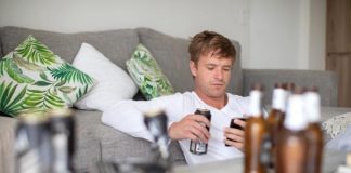 Пьяному красноярцу стало скучно и он сообщил о минировании собственной квартиры