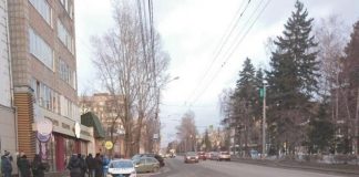 В Томске пассажир на ходу выпал из троллейбуса и попал под колёса