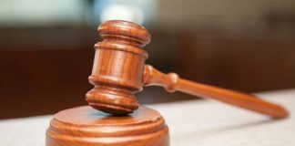 В Томской области с осуждённого руководителя взыскали полученную им взятку