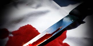 В Улан-Удэ студент пырнул ножом знакомого и оставил его истекать кровью на улице