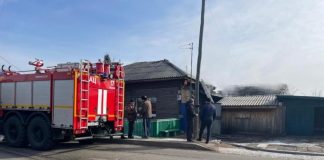 В Заларях на пожаре едва не погибло двое детей