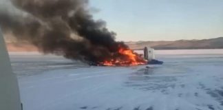 Восемь человек получили травмы в столкновении «Хивуса» и джипа на Байкале