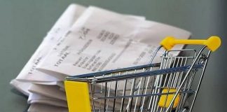 Министерство промышленности и торговли предложило ФНС позволить магазинам отрешиться от картонных чеков