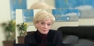 «Синяя бородка» в юбке