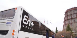En+ Group купила 19 автобусов для доставки на предприятия сотрудников компании