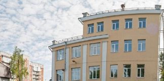 Капремонтом спортзала томской школы №41 займётся ООО «Кронос»